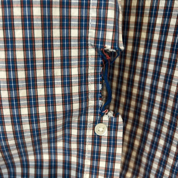 Men’s Old Navy button down size Large. - Picture 5 of 5